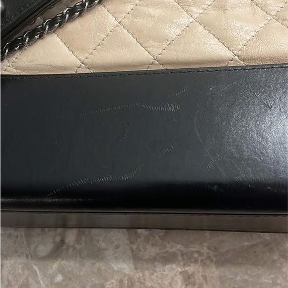 Medium Gabrielle Chanel - Picture 4 of 7